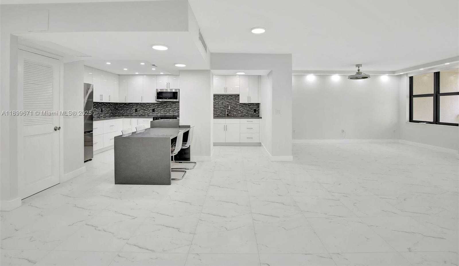 Small Image of 9801 COLLINS AVE #15X, Bal Harbour Number 8