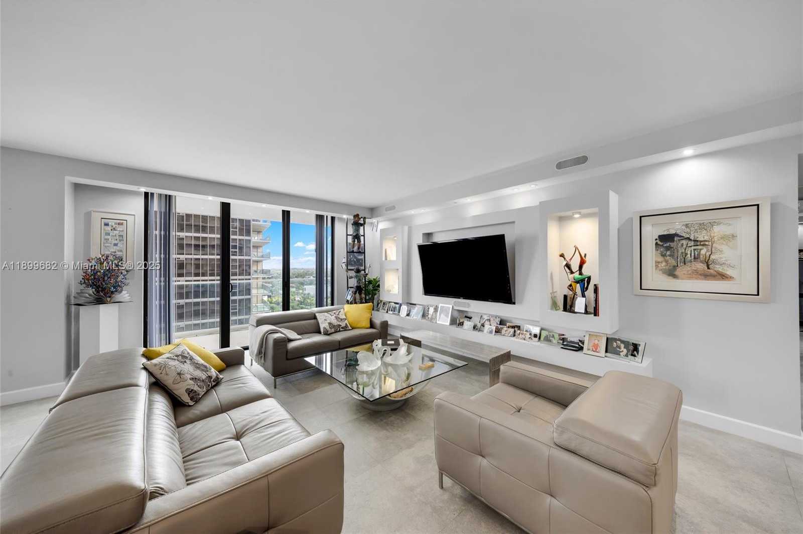 Small Image of 9801 COLLINS AVE #16U, Bal Harbour Number 5