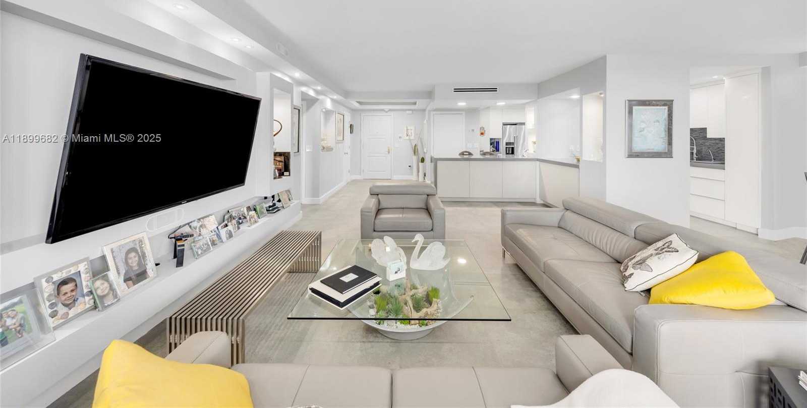 Small Image of 9801 COLLINS AVE #16U, Bal Harbour Number 8