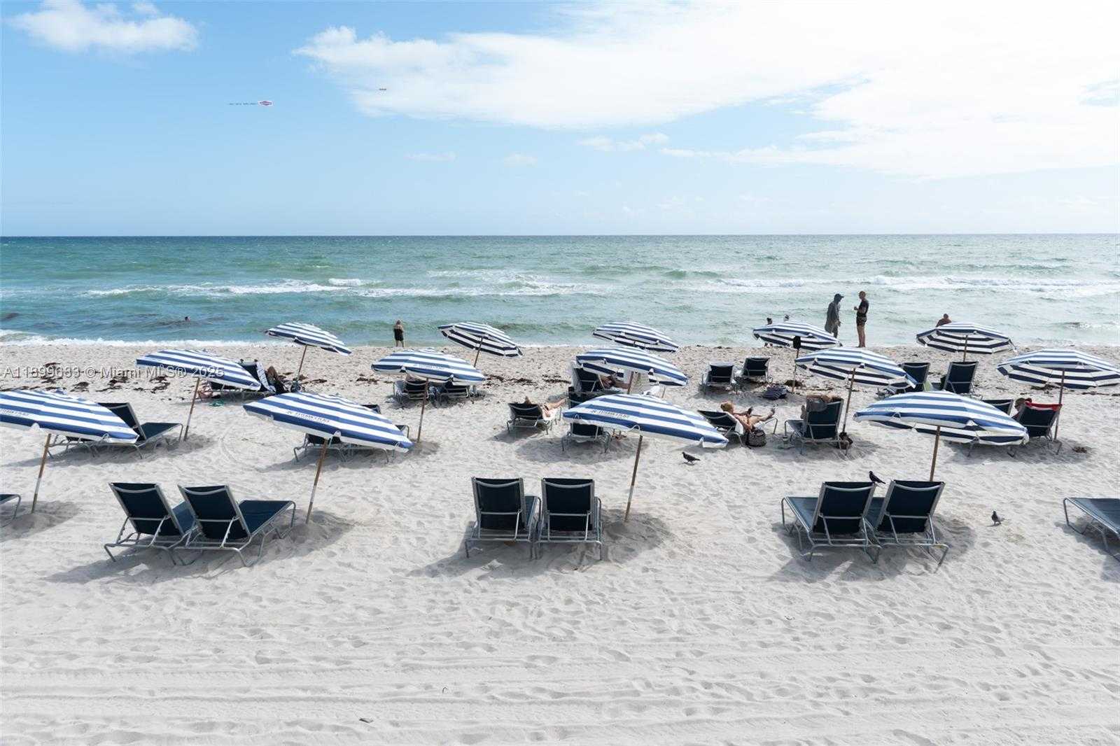 Imagen de Pequeño Objeto