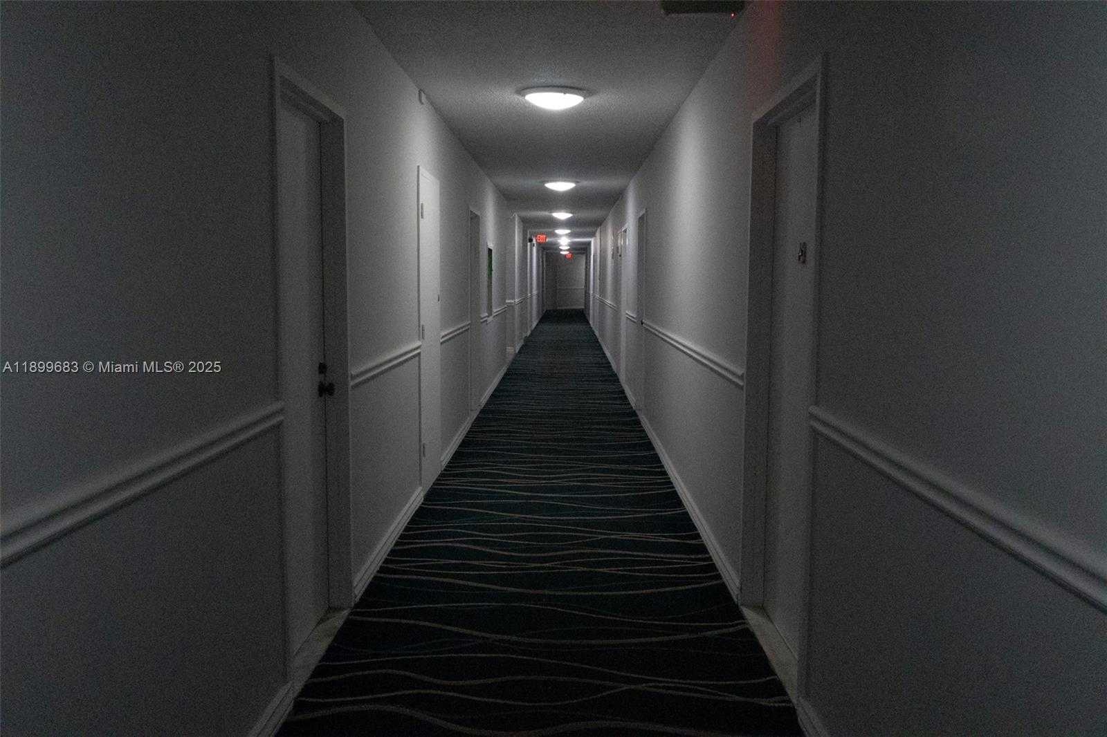 Imagen de Pequeño Objeto