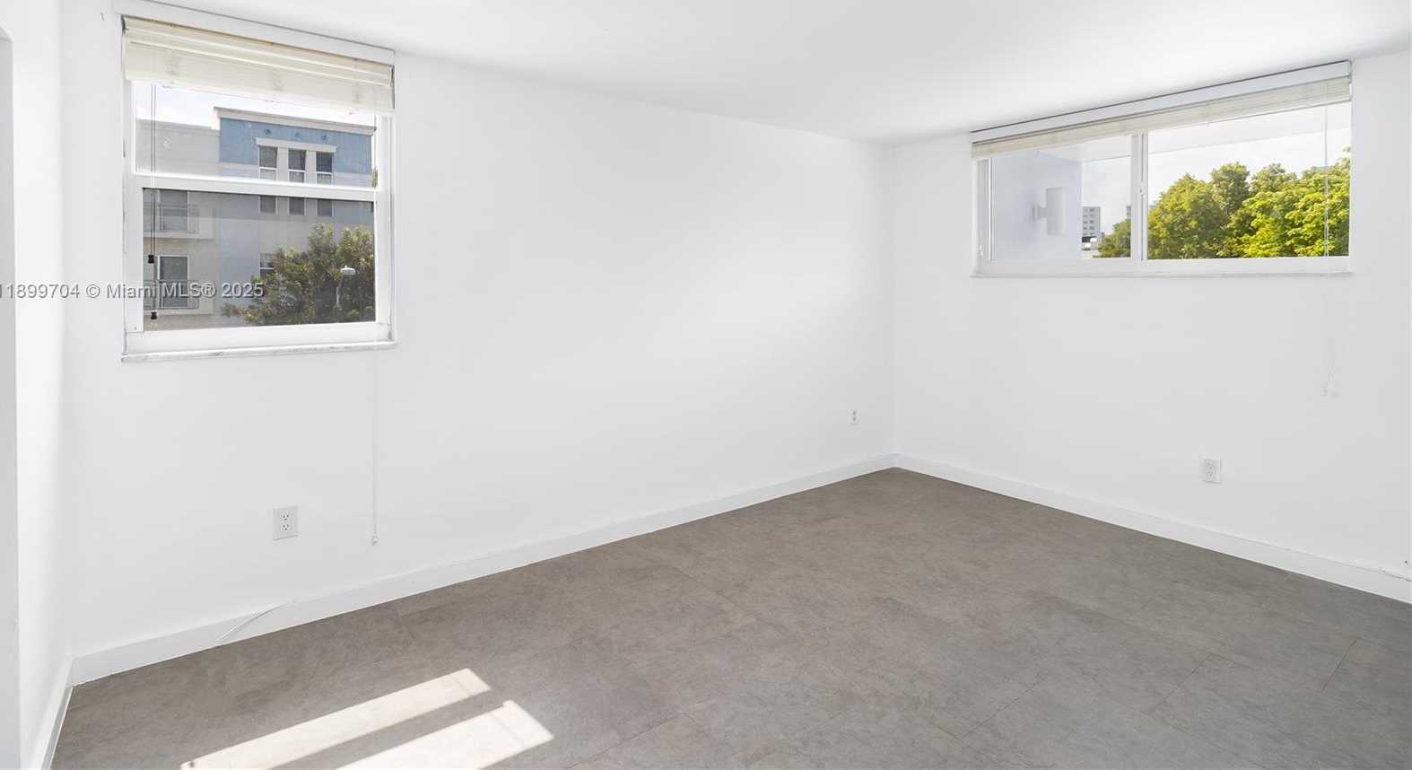 Small Image of 1045 10TH ST #304, Miami Beach Number 12