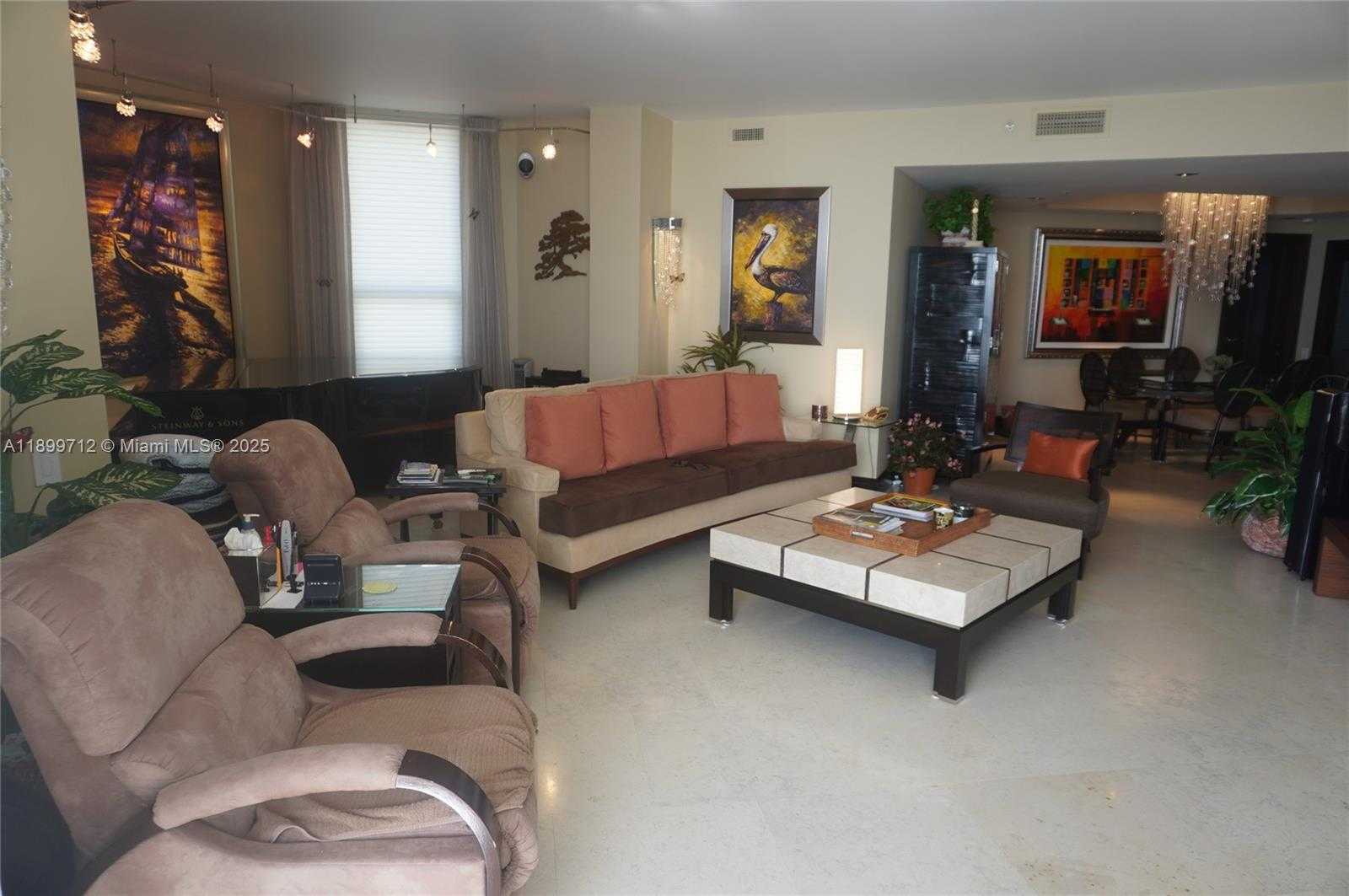 Small Image of 808 BRICKELL KEY DR #1508, Miami Number 2