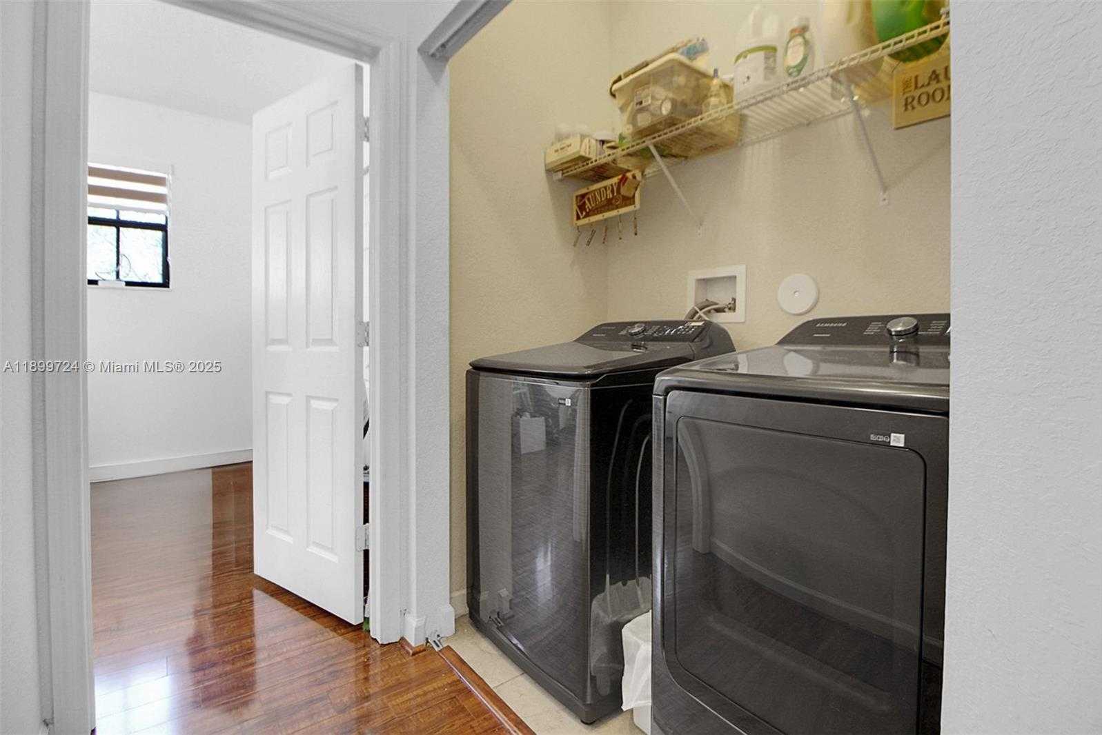 Small Image of 22760 SOUTH WEST 105TH AVE, Miami Number 14