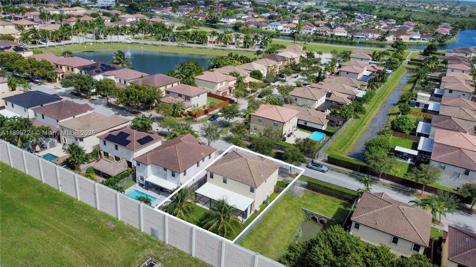 Small Image of 22760 SOUTH WEST 105TH AVE, Miami Number 2