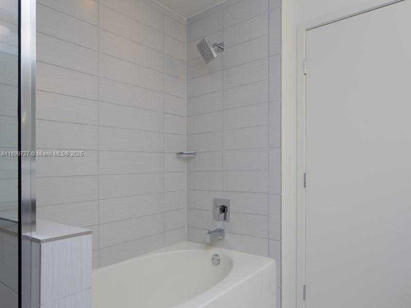 Small Image of 999 SOUTH WEST 1ST AVE #2016, Miami Number 11