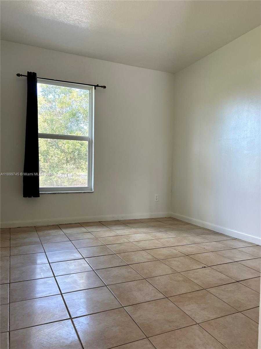 Small Image of 6452 ROYAL PALM BEACH BLVD, West Palm Beach Number 29
