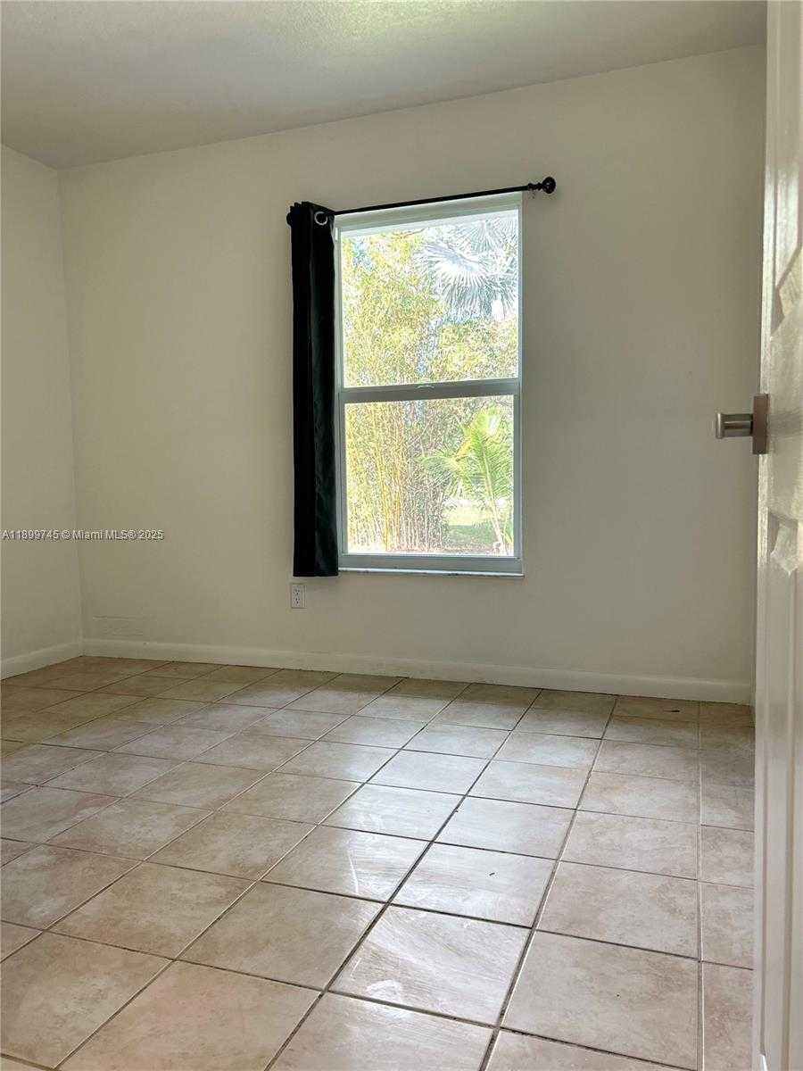 Small Image of 6452 ROYAL PALM BEACH BLVD, West Palm Beach Number 30