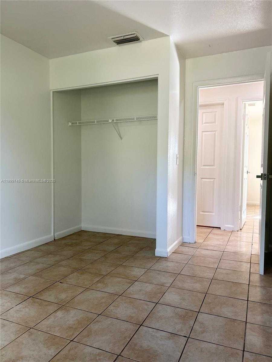 Small Image of 6452 ROYAL PALM BEACH BLVD, West Palm Beach Number 31