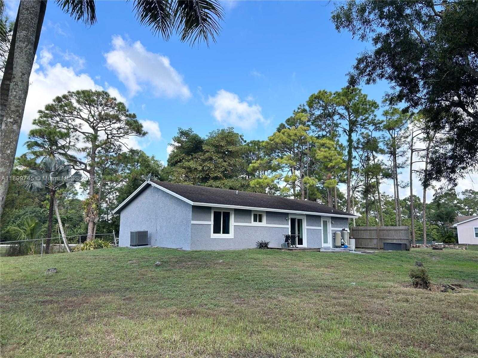 Small Image of 6452 ROYAL PALM BEACH BLVD, West Palm Beach Number 33