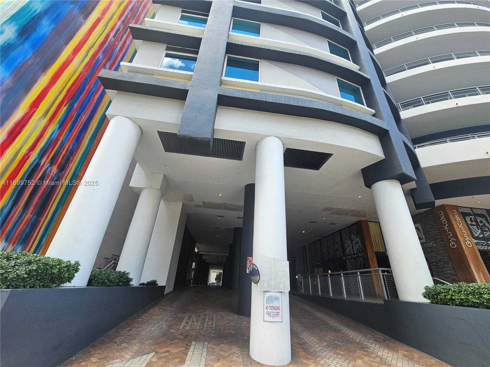 Small Image of 60 SOUTH WEST 13 ST #1900, Miami Number 87