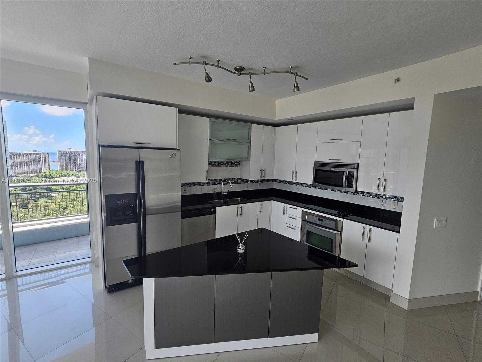 Small Image of 60 SOUTH WEST 13 ST #1900, Miami Number 9