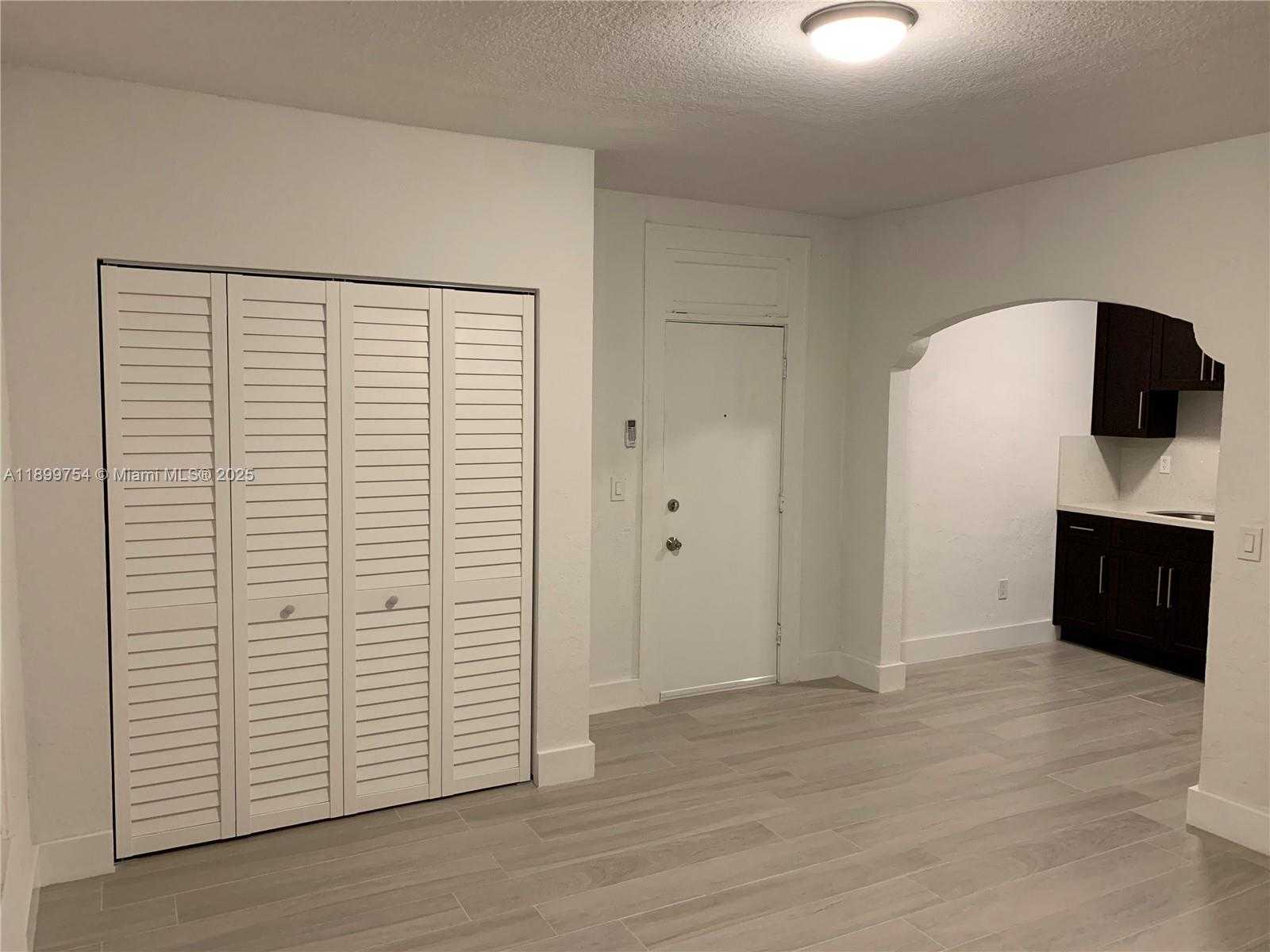 Small Image of 712 SOUTH WEST 56 AV #3, Coral Gables Number 4