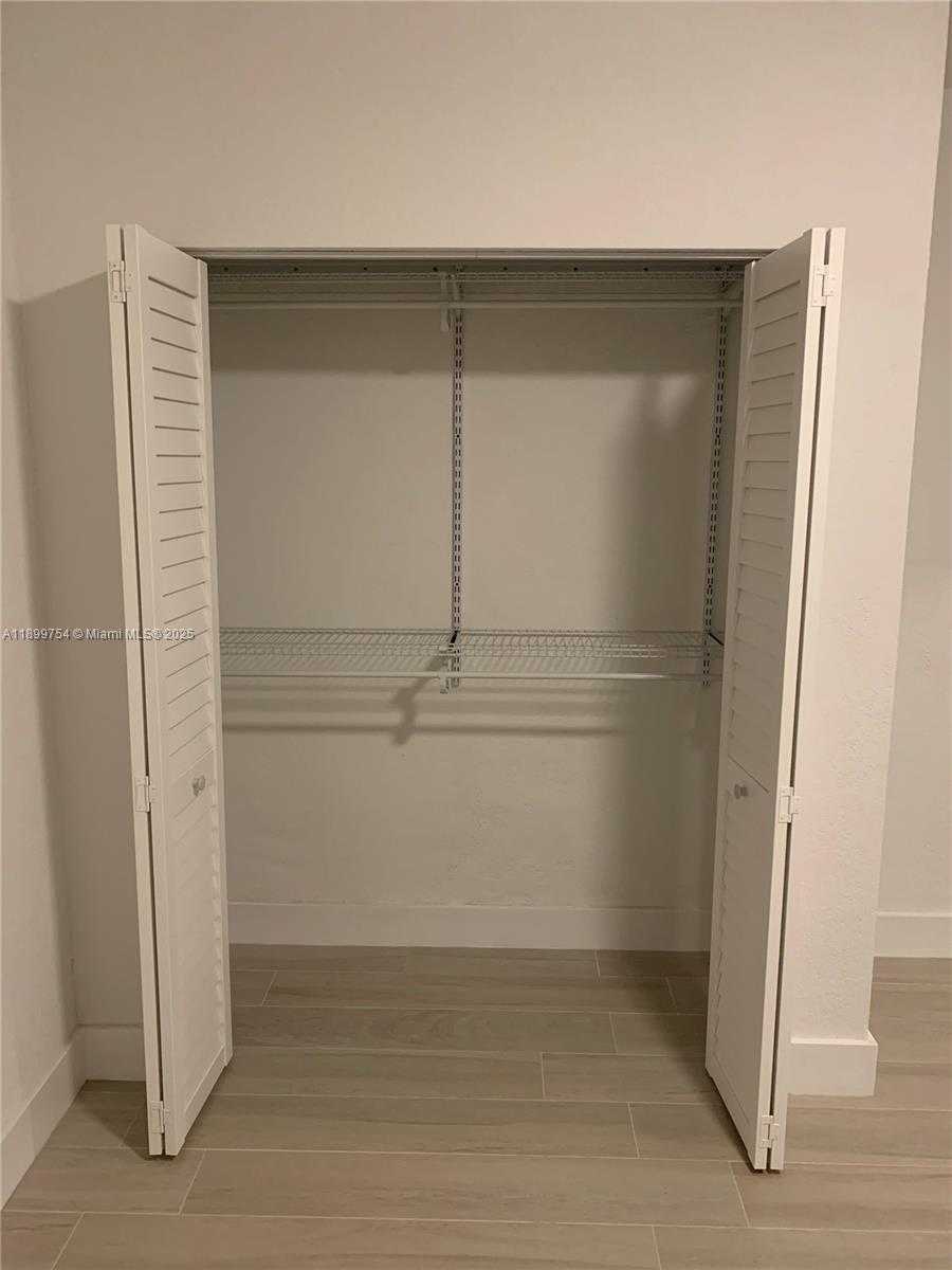 Small Image of 712 SOUTH WEST 56 AV #3, Coral Gables Number 5