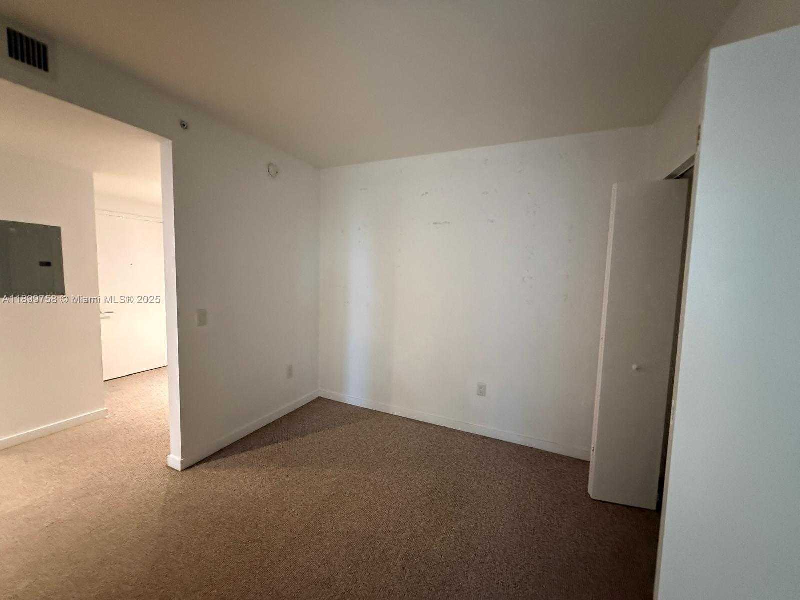 Small Image of 1100 SOUTH MIAMI AVE #2303, Miami Number 12