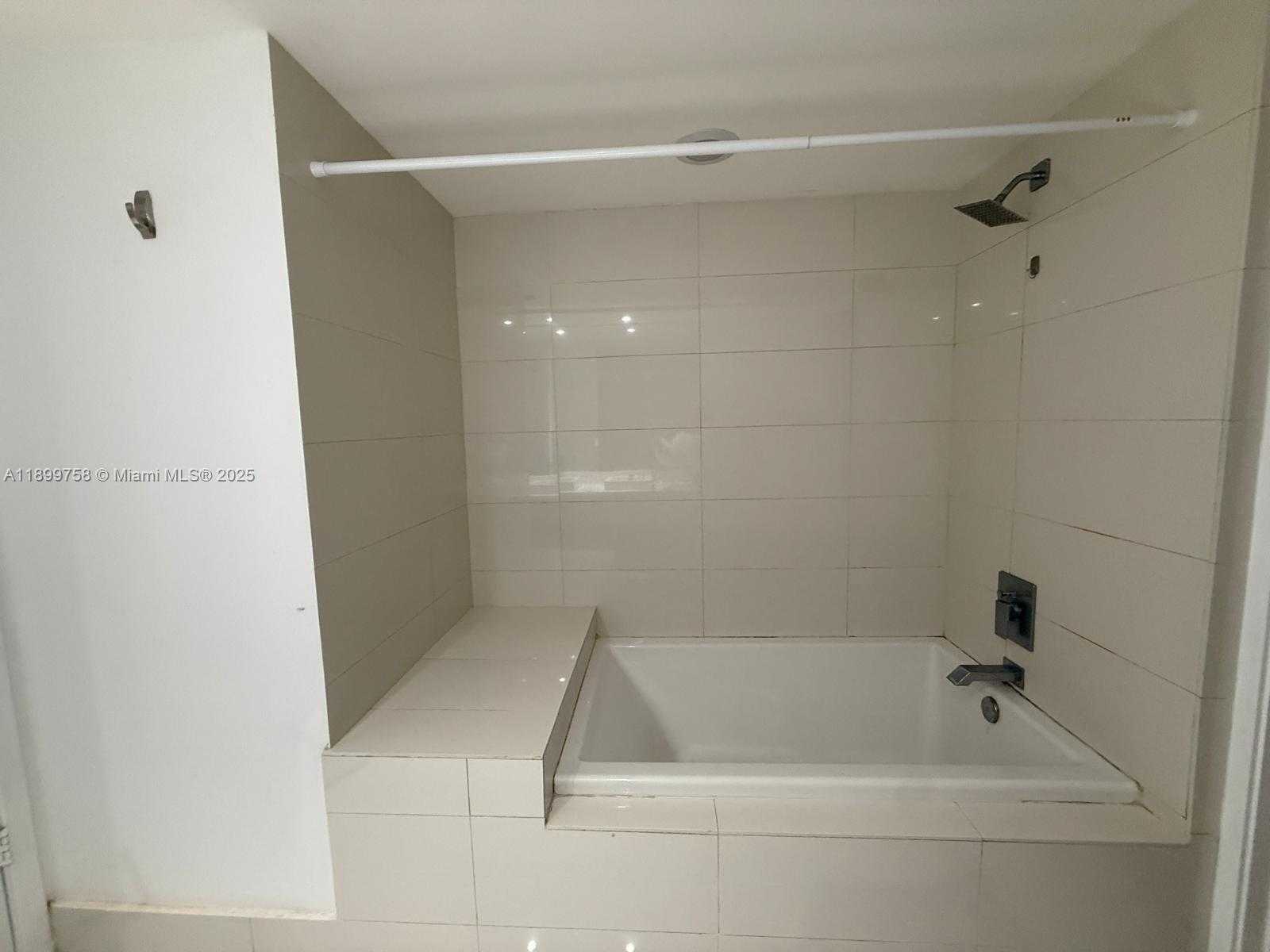 Small Image of 1100 SOUTH MIAMI AVE #2303, Miami Number 15