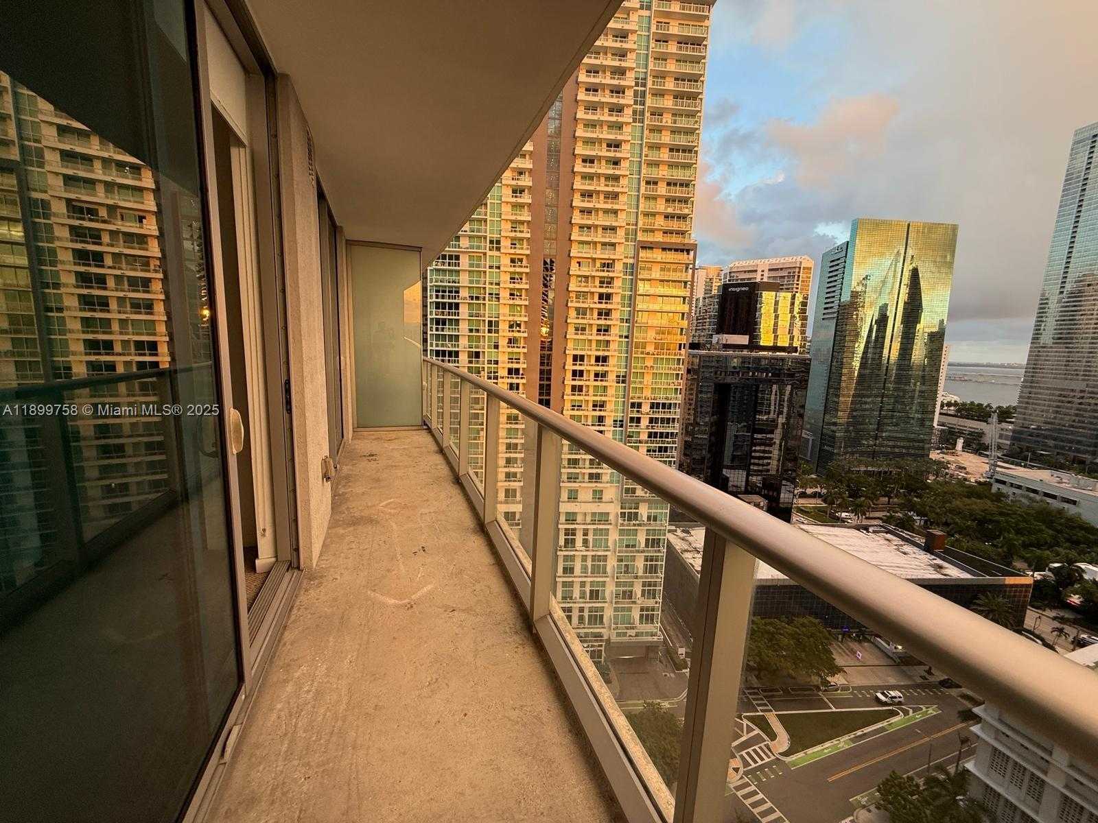 Small Image of 1100 SOUTH MIAMI AVE #2303, Miami Number 17