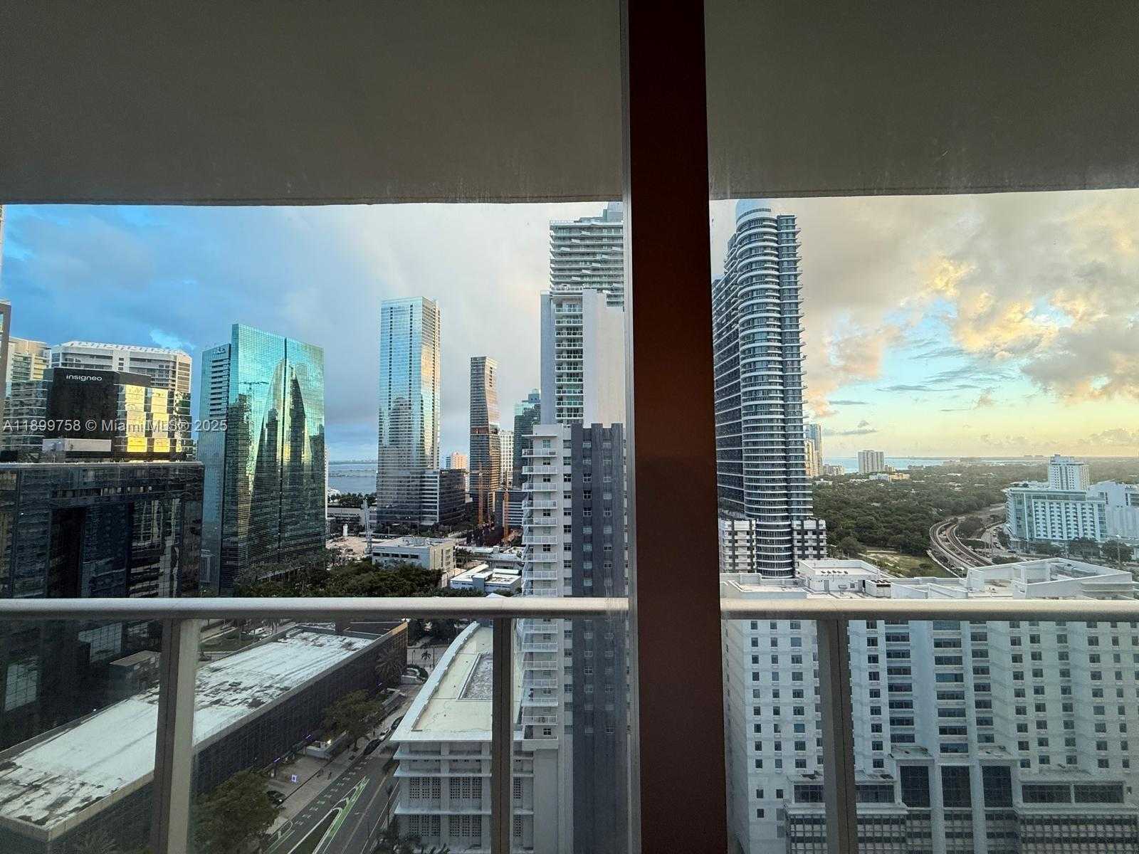 Small Image of 1100 SOUTH MIAMI AVE #2303, Miami Number 6