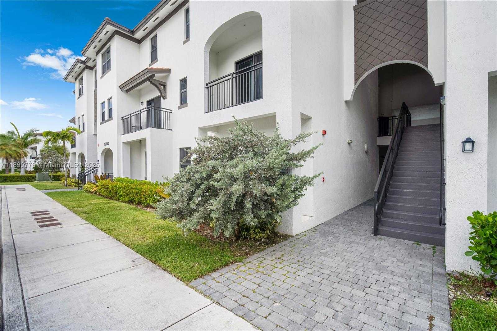 Small Image of 15500 SOUTH WEST 136TH ST #103, Miami Number 20