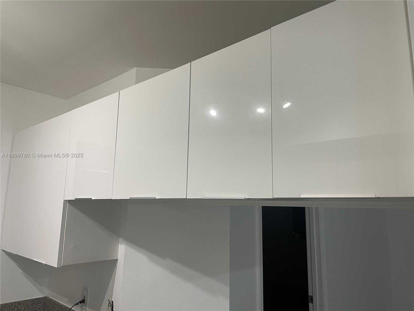 Small Image of 430 SOUTH PARK RD #3-110, Hollywood Number 4