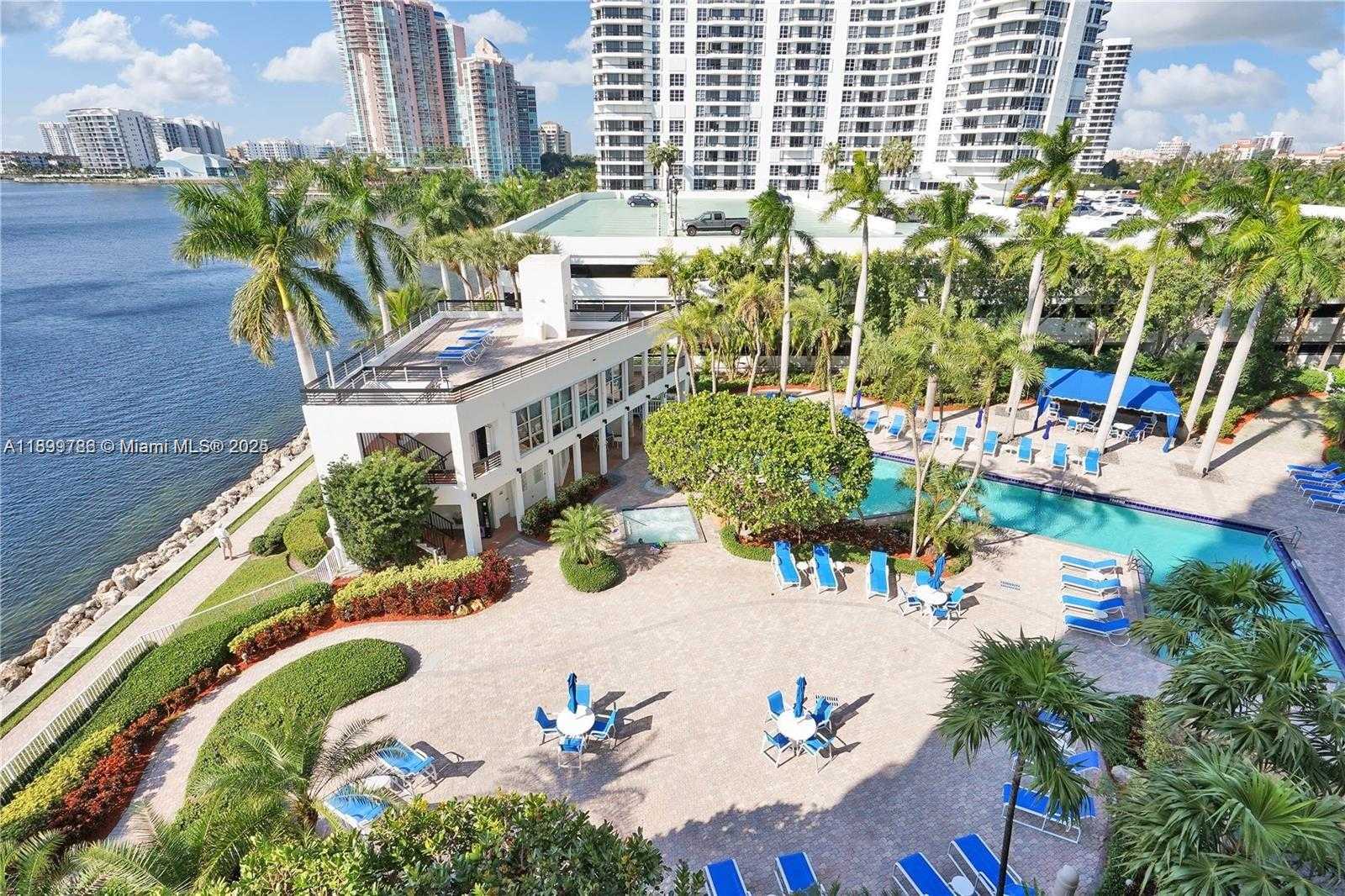 Small Image of 3600 MYSTIC POINTE DR #511, Aventura Number 17
