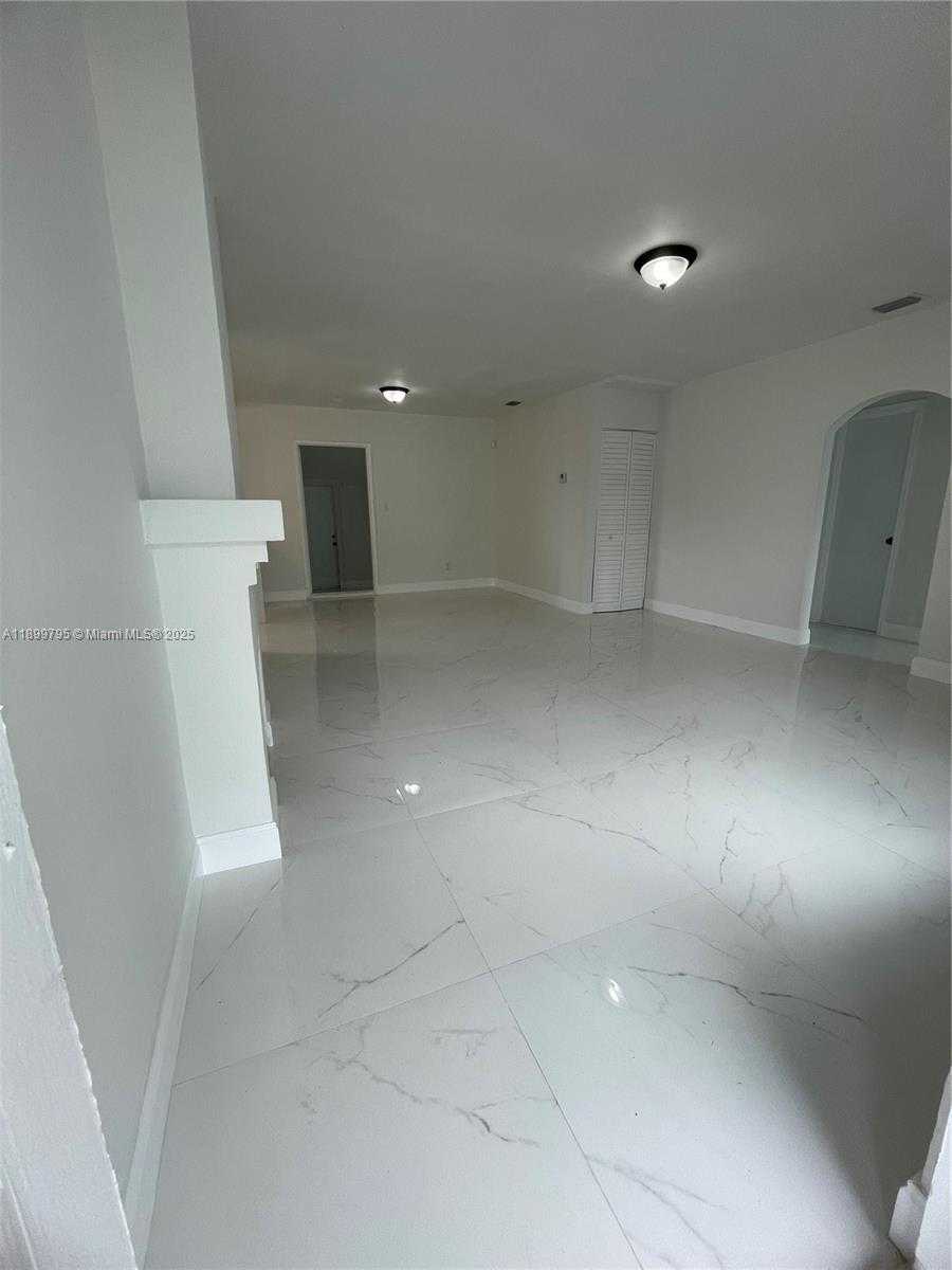 Small Image of 7631 NORTH WEST 4TH AVE, Miami Number 14
