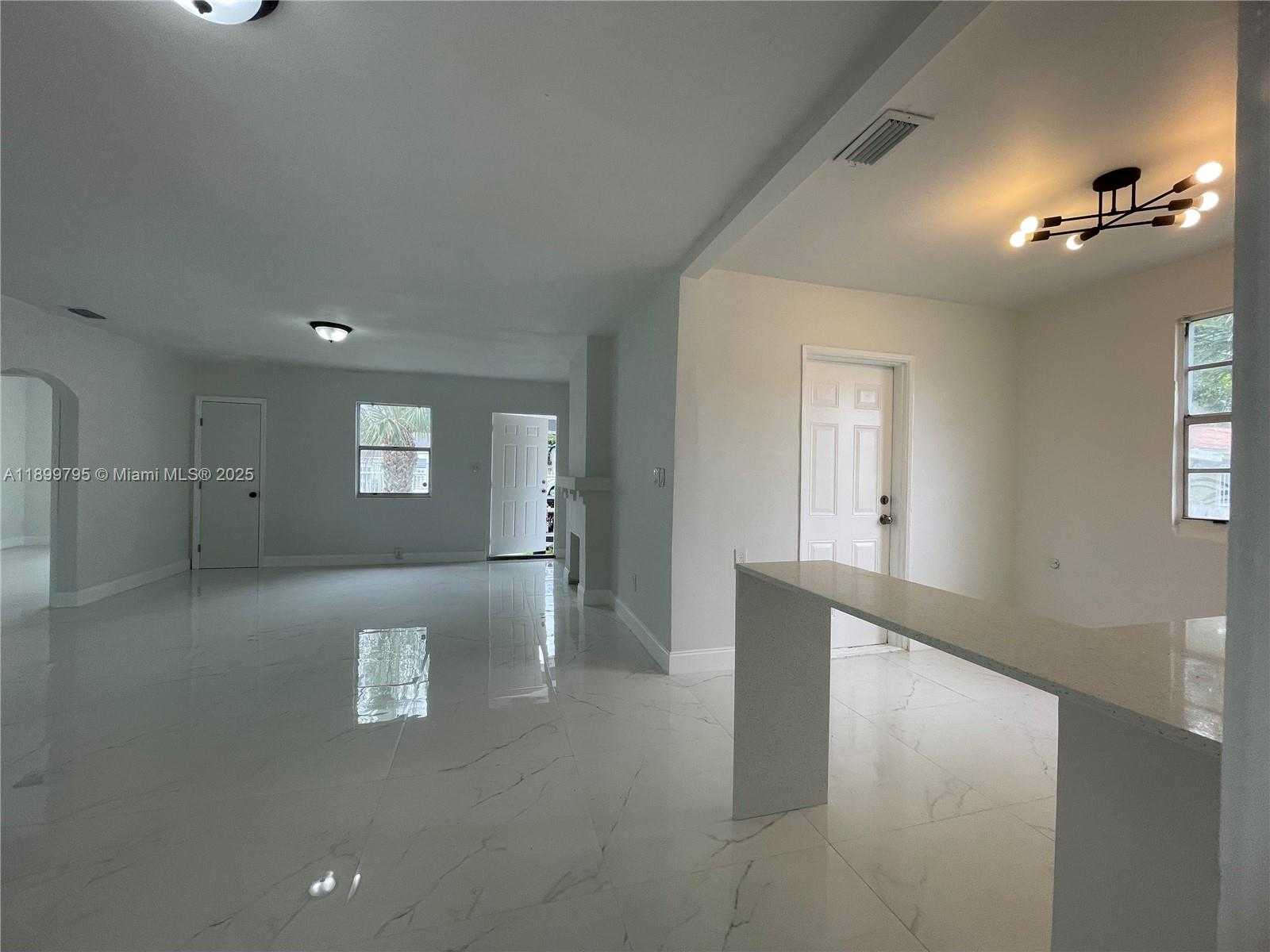 Small Image of 7631 NORTH WEST 4TH AVE, Miami Number 4