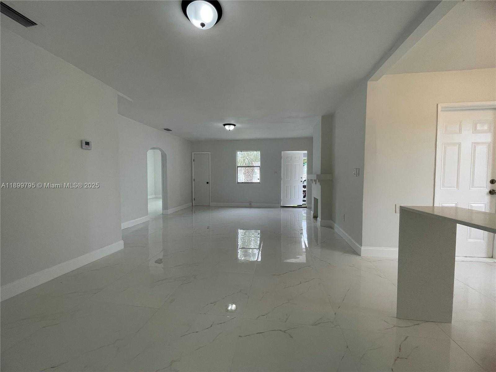 Small Image of 7631 NORTH WEST 4TH AVE, Miami Number 5