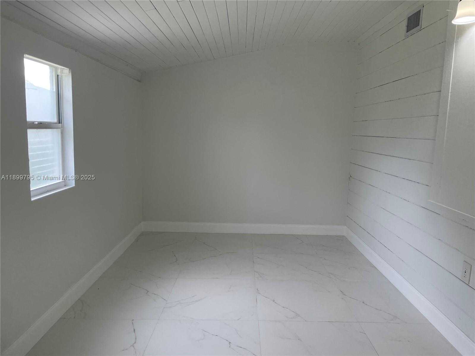 Small Image of 7631 NORTH WEST 4TH AVE, Miami Number 8