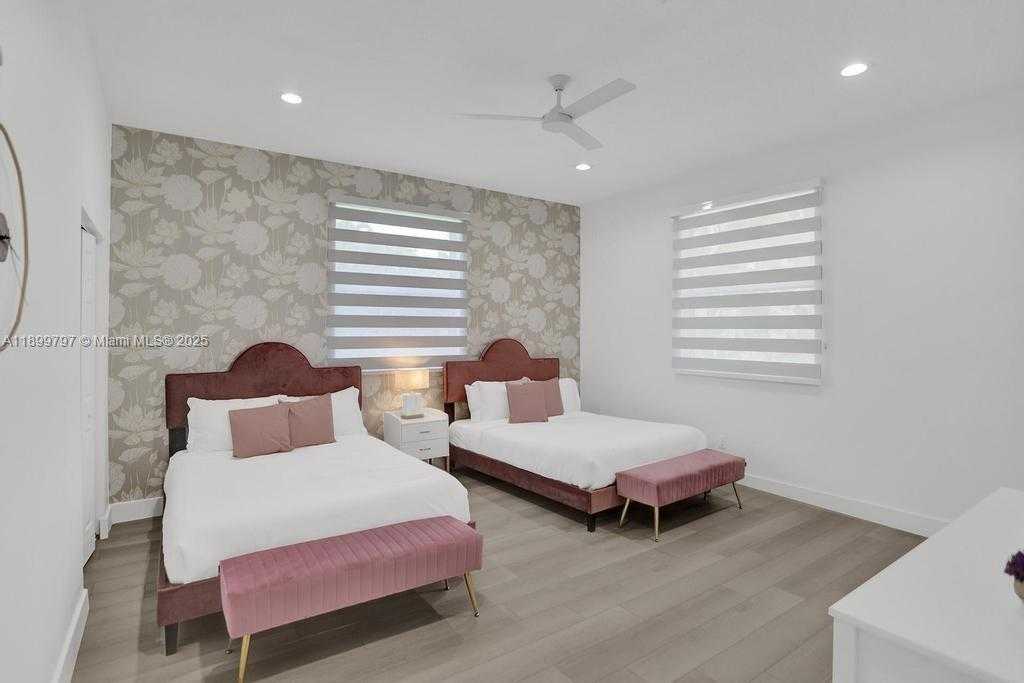 Small Image of 3152 SOUTH WEST 147TH AVE, Davie Number 39