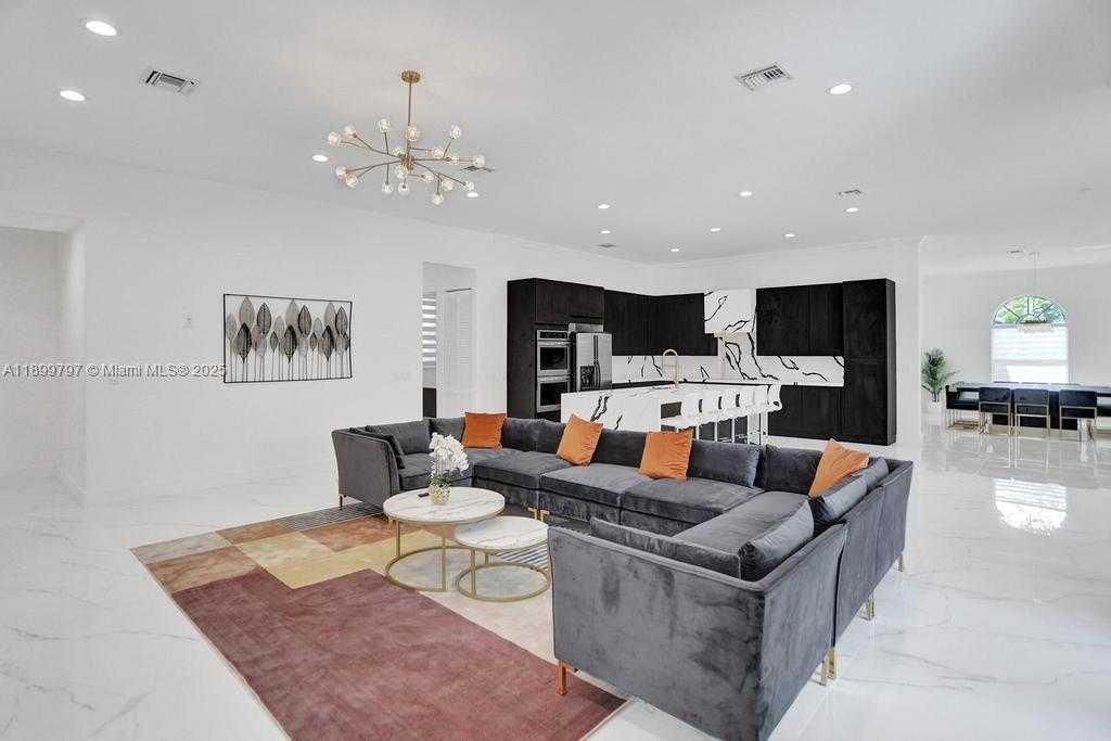 Small Image of 3152 SOUTH WEST 147TH AVE, Davie Number 46