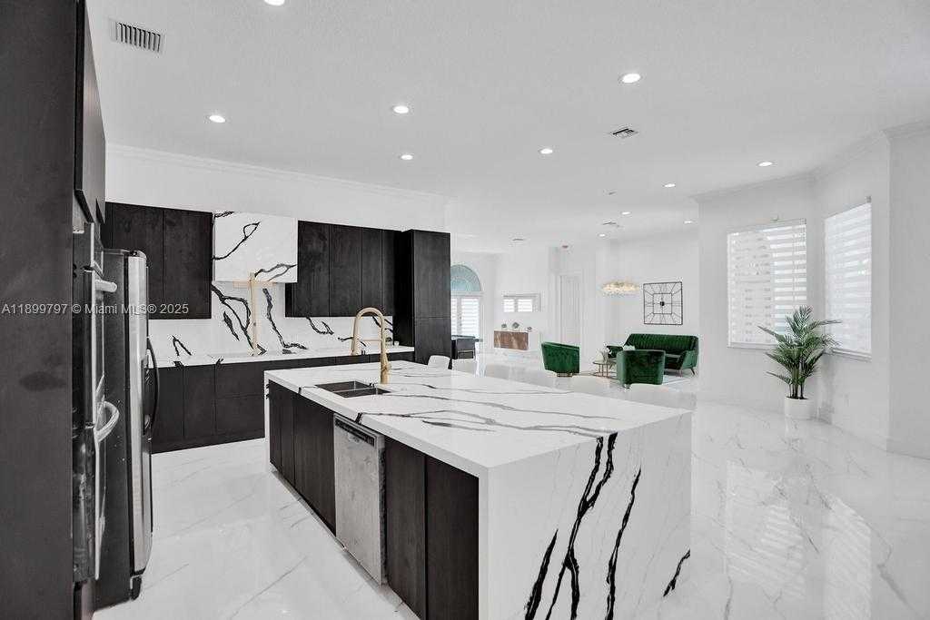 Small Image of 3152 SOUTH WEST 147TH AVE, Davie Number 47