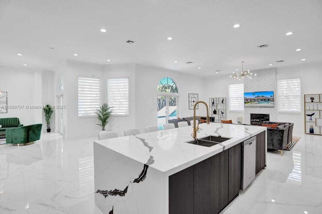 Small Image of 3152 SOUTH WEST 147TH AVE, Davie Number 48