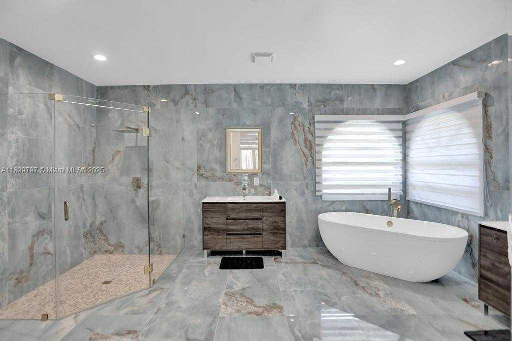 Small Image of 3152 SOUTH WEST 147TH AVE, Davie Number 6