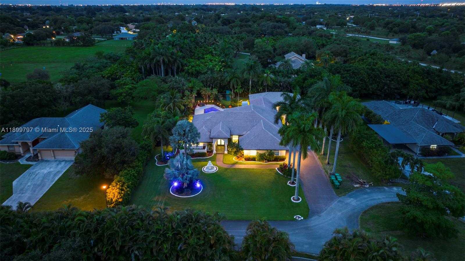 Small Image of 3152 SOUTH WEST 147TH AVE, Davie Number 85