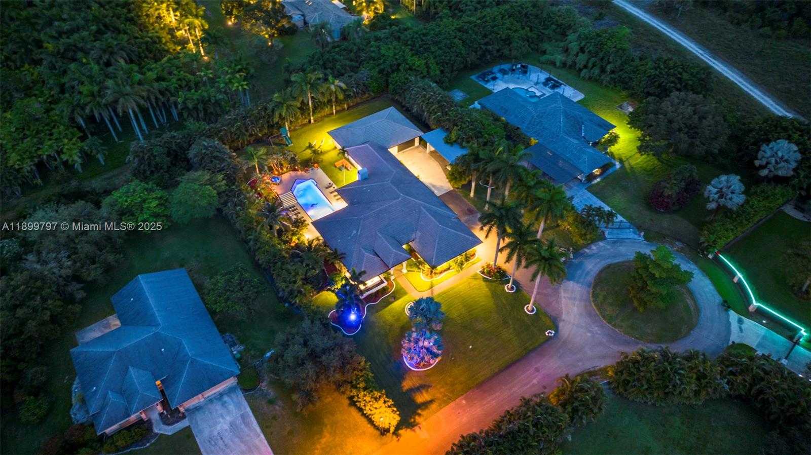 Small Image of 3152 SOUTH WEST 147TH AVE, Davie Number 89