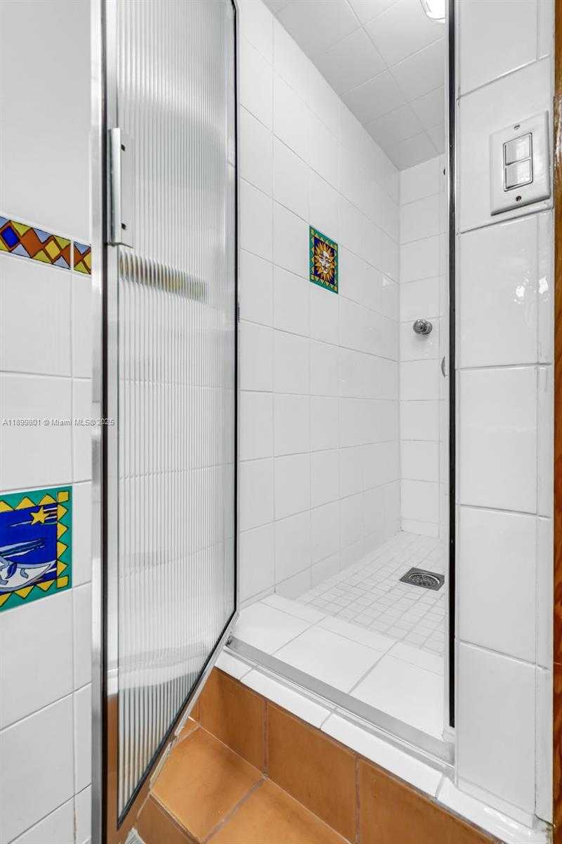 Small Image of 2333 BRICKELL AVE #PH208, Miami Number 15
