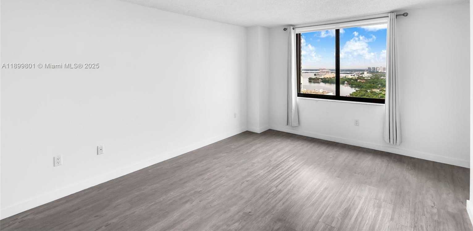 Small Image of 2333 BRICKELL AVE #PH208, Miami Number 16