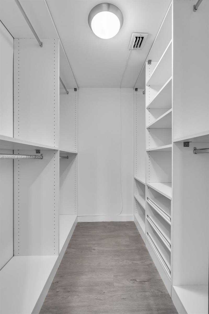 Small Image of 2333 BRICKELL AVE #PH208, Miami Number 20
