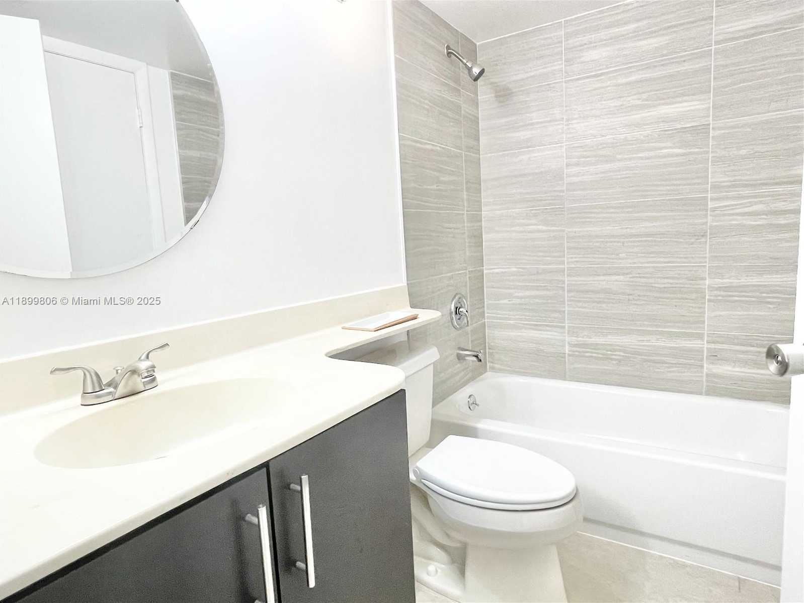 Small Image of 9420 SW 140th Ct, Miami, FL 33186, USA Number 13