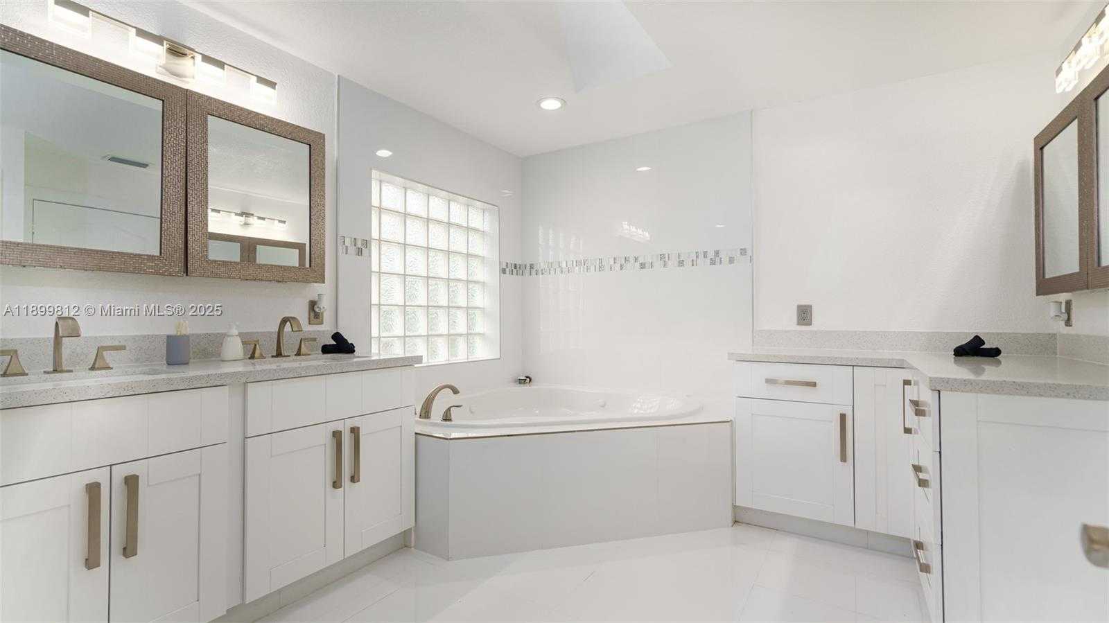 Small Image of 1361 NORTH WEST 116TH AVE, Plantation Number 17