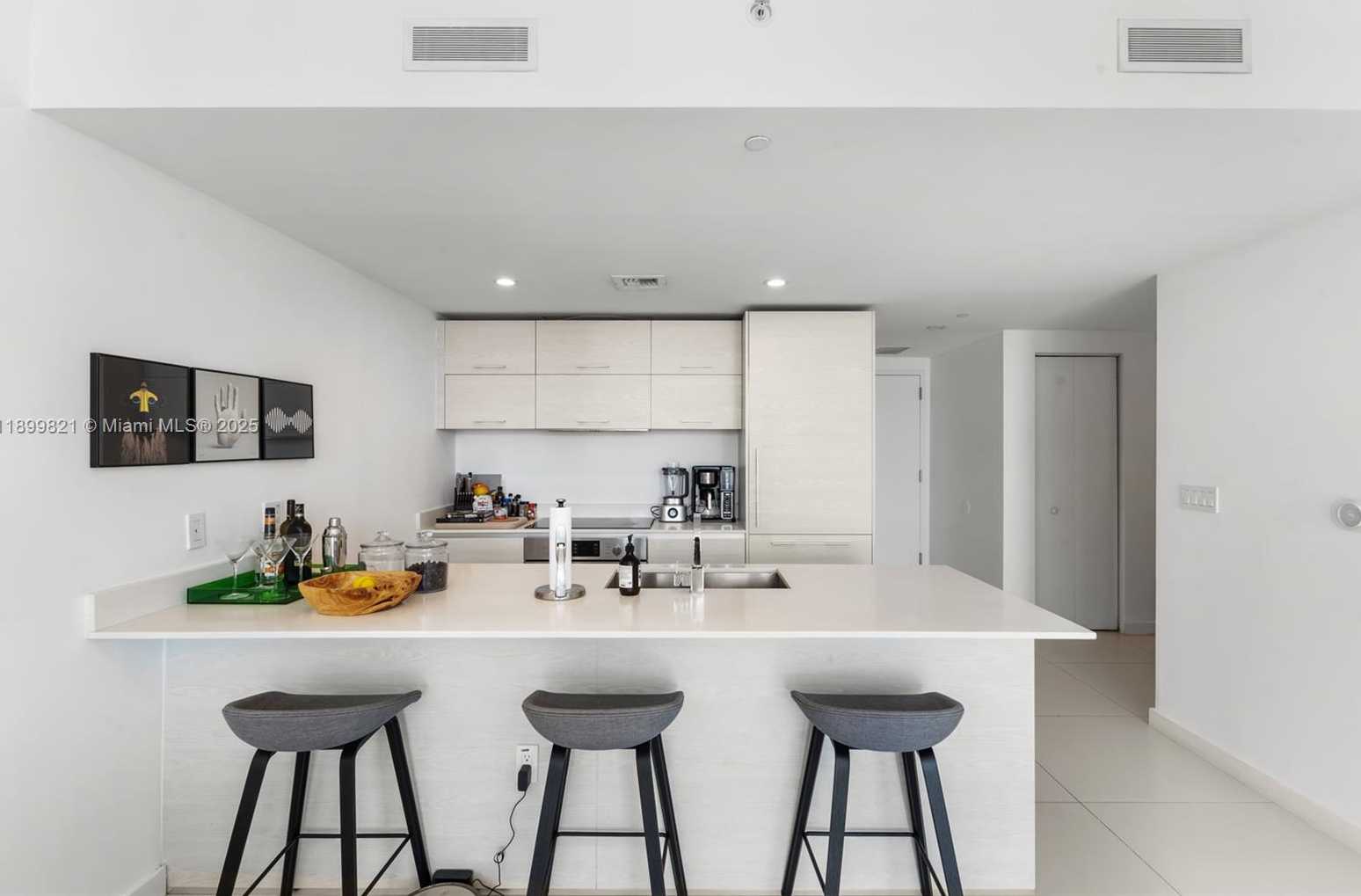 Imagen de Pequeño Objeto