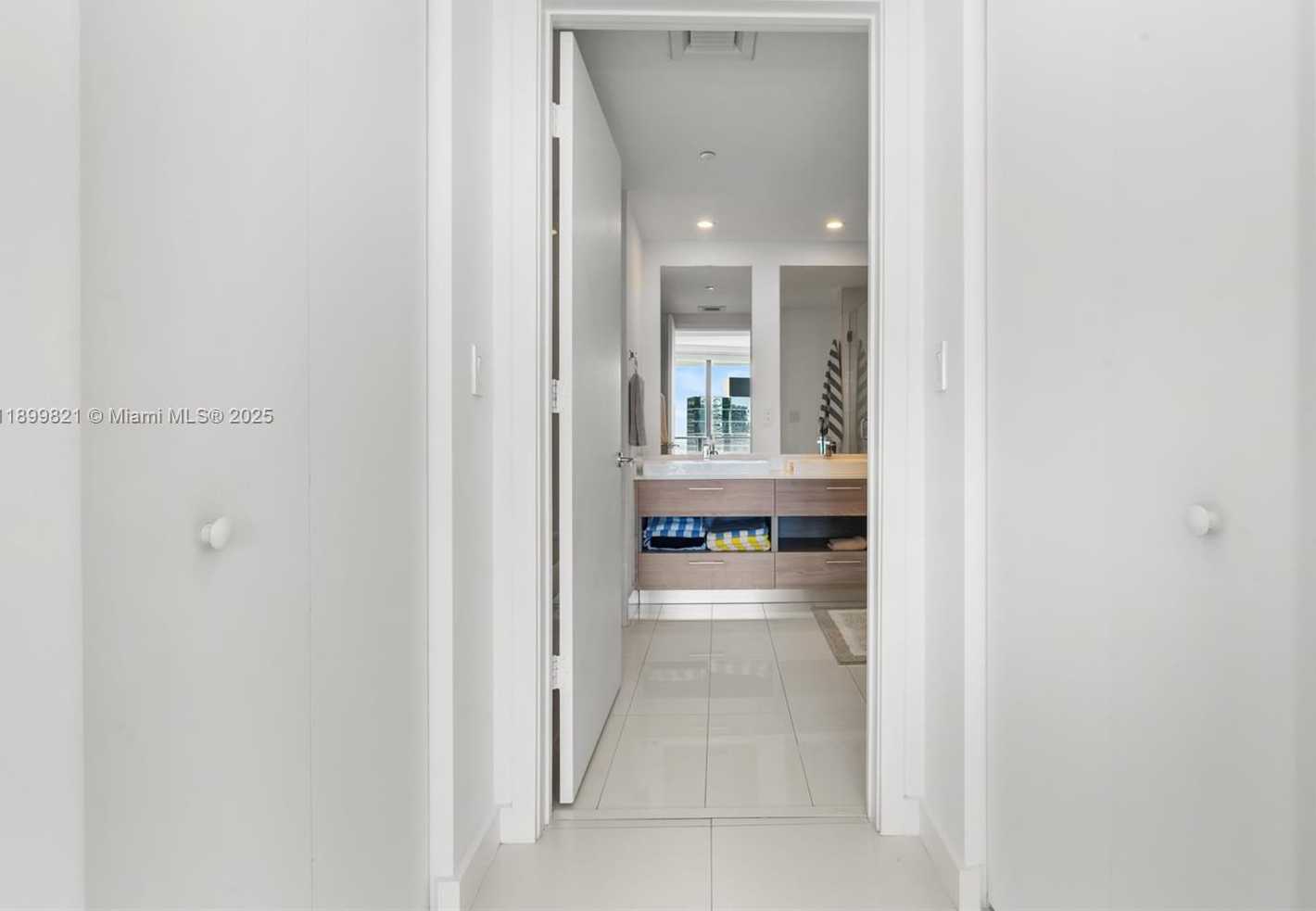 Imagen de Pequeño Objeto