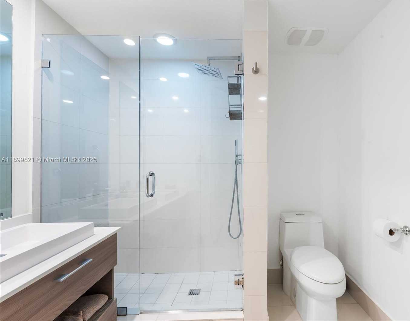 Imagen de Pequeño Objeto