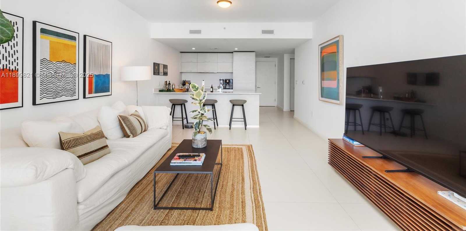 Imagen de Pequeño Objeto