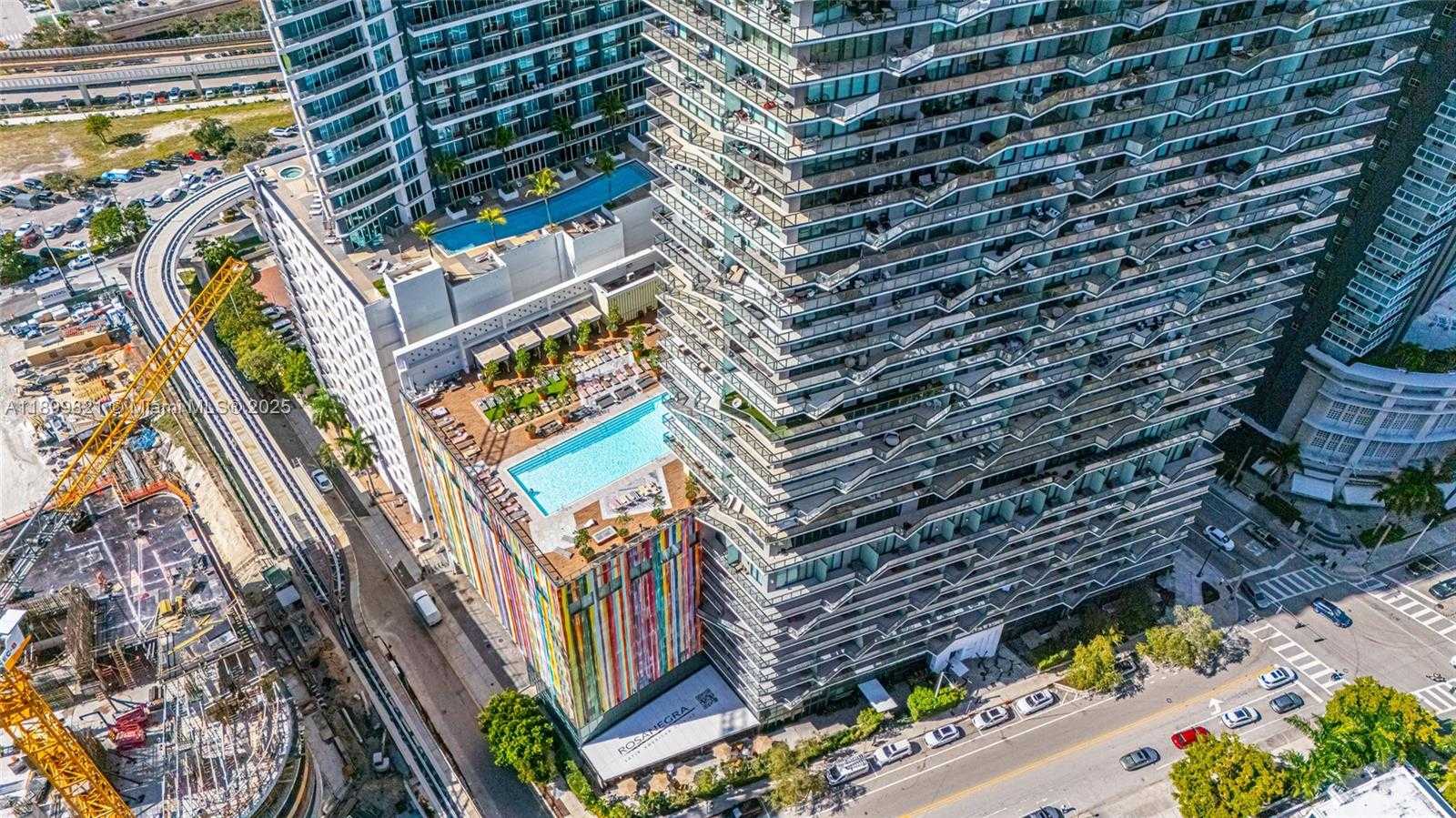 Imagen de Pequeño Objeto