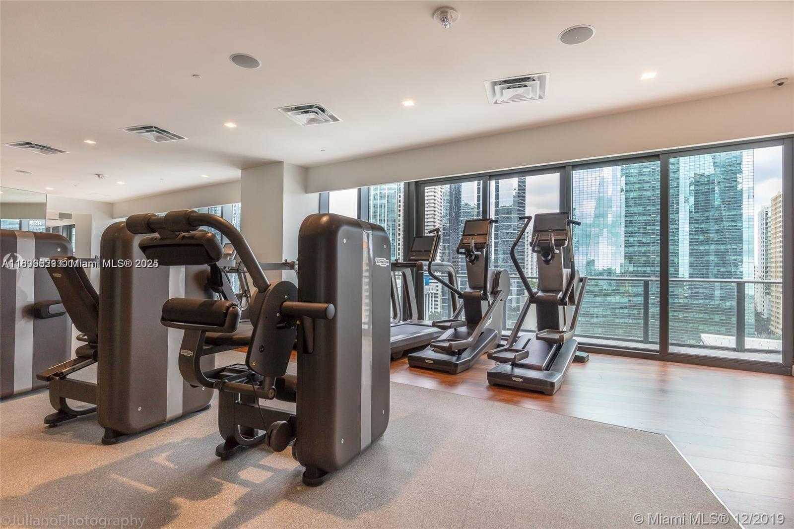 Imagen de Pequeño Objeto