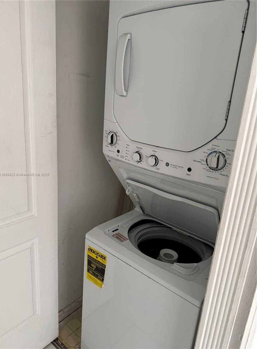 Small Image of 18266 MEDITERRANEAN BLVD #804, Hialeah Number 8