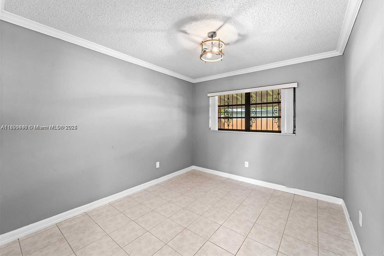 Small Image of 9835 SOUTH WEST 76TH ST, Miami Number 9