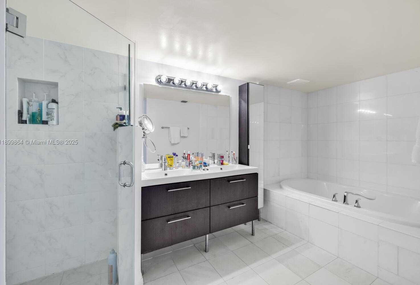 Small Image of 1900 SUNSET HARBOUR DR #1205/07, Miami Beach Number 8